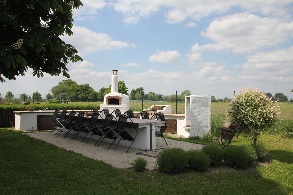 Hotel Radler's Hof Letschin Exterior foto
