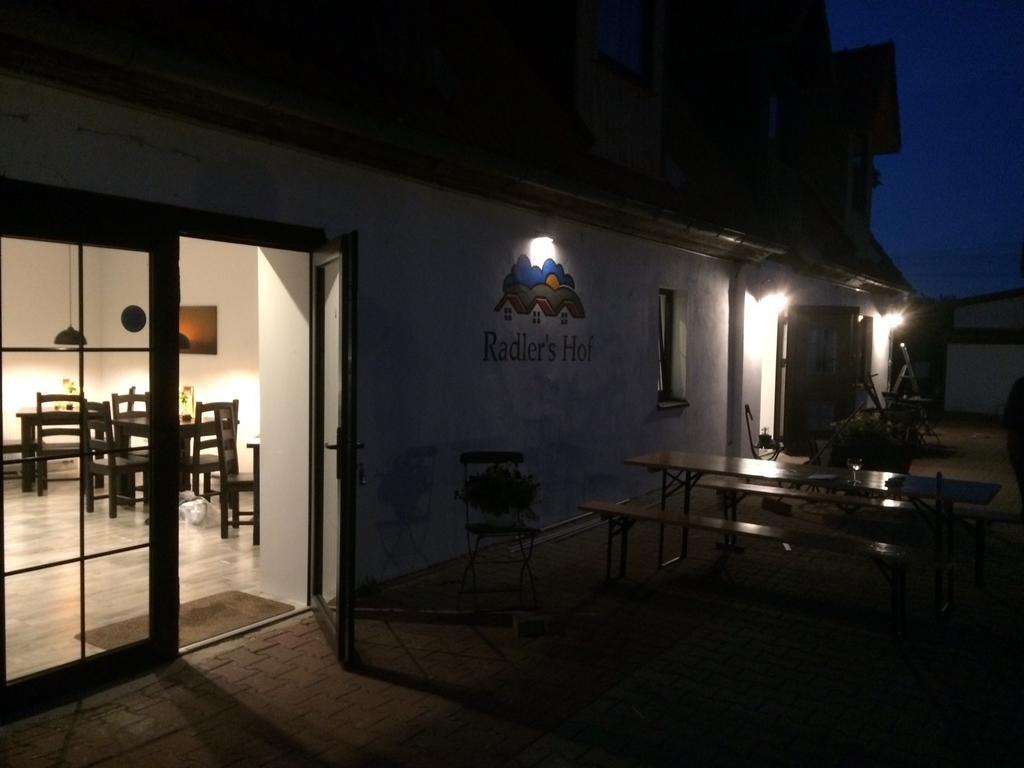 Hotel Radler's Hof Letschin Exterior foto